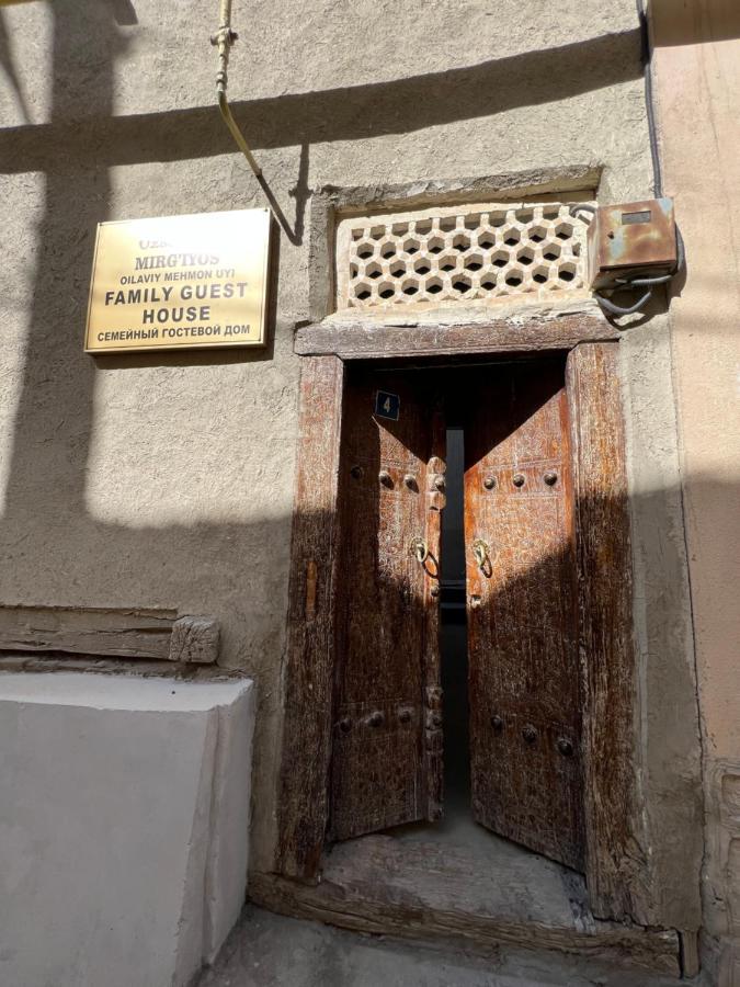 In Center Of Bukhara Family Guest House Mirg'Iyos Exterior foto